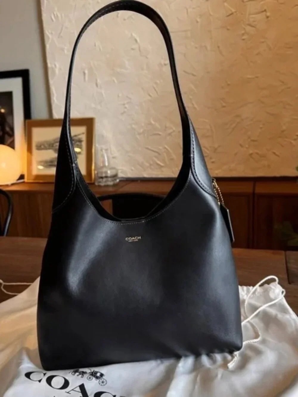 💼 Coach Women Brooklyn 28 Shoulder Bag - Picture 1 of 6